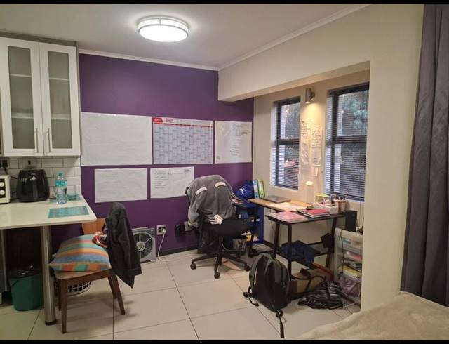 1 BEDROOM APARTMENT FOR SALE IN HATFIELD